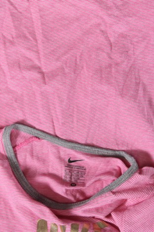 Детска тениска Nike, Размер 9-10y/ 140-146 см, Цвят Розов, Цена 11,00 лв.