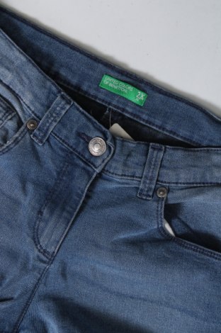 Dziecięce jeansy United Colors Of Benetton, Rozmiar 15-18y/ 170-176 cm, Kolor Niebieski, Cena 39,31 zł