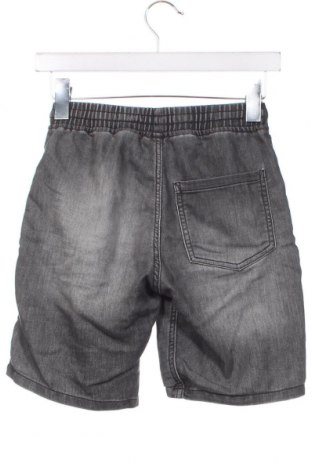 Kinder Shorts, Größe 7-8y/ 128-134 cm, Farbe Grau, Preis 9,82 €