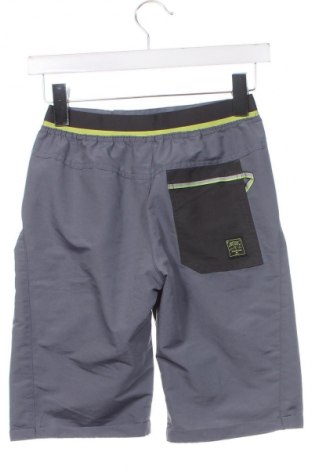 Kinder Shorts, Größe 9-10y/ 140-146 cm, Farbe Grau, Preis 4,29 €