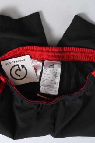 Dětské krátké kalhoty  Adidas, Velikost 7-8y/ 128-134 cm, Barva Černá, Cena  242,00 Kč