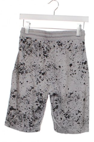 Детски къс панталон H&M, Размер 10-11y/ 146-152 см, Цвят Сив, Цена 8,40 лв.