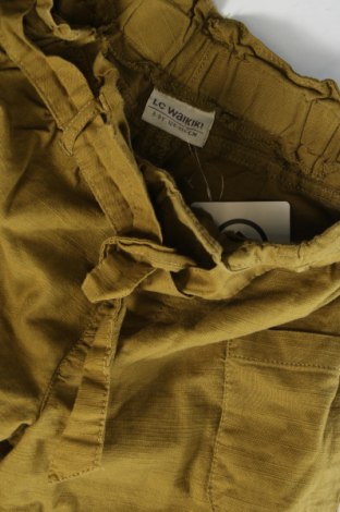 Dětské krátké kalhoty  LC Waikiki, Velikost 7-8y/ 128-134 cm, Barva Zelená, Cena  204,00 Kč