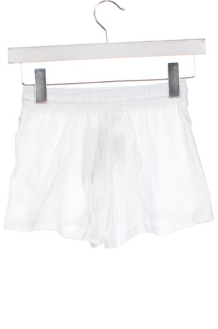 Детски къс панталон United Colors Of Benetton, Размер 6-7y/ 122-128 см, Цвят Бял, Цена 25,50 лв.