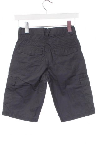 Kinder Shorts Yigga, Größe 9-10y/ 140-146 cm, Farbe Grau, Preis € 5,84