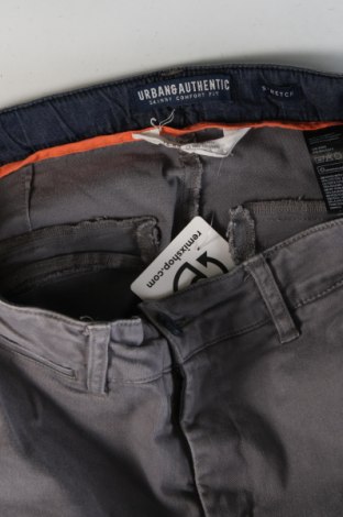 Детски панталон H&M, Размер 14-15y/ 168-170 см, Цвят Сив, Цена 12,26 лв.