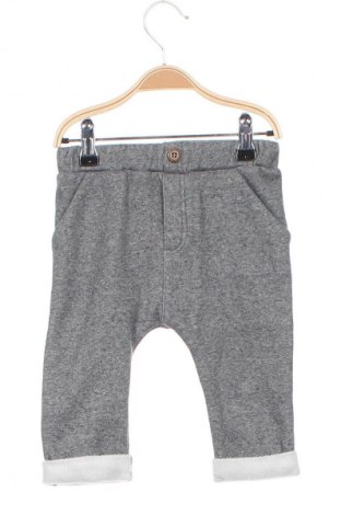 Detské nohavice  H&M, Veľkosť 9-12m/ 74-80 cm, Farba Sivá, Cena  6,12 €