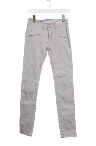 Детски панталон Staccato, Размер 11-12y/ 152-158 см, Цвят Сив, Цена 17,60 лв.