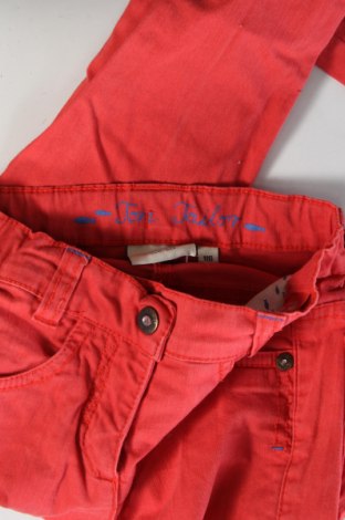 Детски панталон Tom Tailor, Размер 5-6y/ 116-122 см, Цвят Червен, Цена 17,60 лв.
