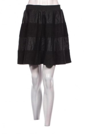 Kožená sukňa  ONLY, Veľkosť L, Farba Čierna, Cena  5,10 €