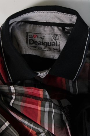 Ανδρική μπλούζα Desigual, Μέγεθος XL, Χρώμα Πολύχρωμο, Τιμή 15,96 €