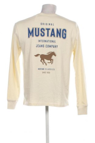 Férfi blúz Mustang, Méret M, Szín Ekrü
, Ár 6 554 Ft