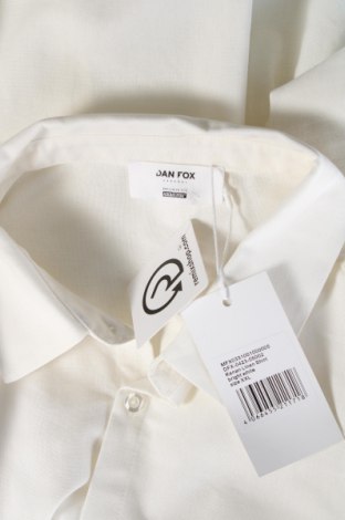 Мъжка риза Dan Fox X About You, Размер XXL, Цвят Бял, Цена 57,75 лв.