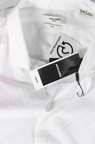 Ανδρικό πουκάμισο Jack & Jones, Μέγεθος XL, Χρώμα Λευκό, Τιμή 31,70 €