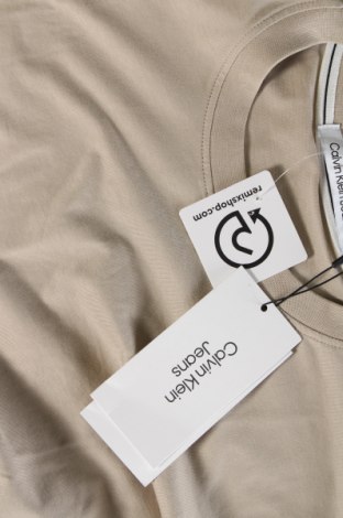 Pánské tričko  Calvin Klein Jeans, Velikost M, Barva Béžová, Cena  1 116,00 Kč