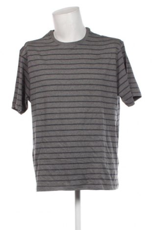 Ανδρικό t-shirt Marks & Spencer Blue Harbour, Μέγεθος L, Χρώμα Γκρί, Τιμή 8,66 €