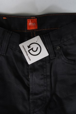 Pánske džínsy  BOSS, Veľkosť M, Farba Sivá, Cena  33,99 €