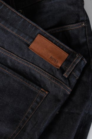 Pánske džínsy  BOSS, Veľkosť XL, Farba Modrá, Cena  58,71 €