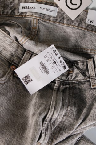 Herren Jeans Bershka, Größe M, Farbe Grau, Preis € 16,01
