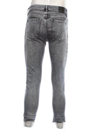 Blugi de bărbați Calvin Klein Jeans, Mărime M, Culoare Gri, Preț 148,36 Lei