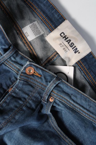 Pánske džínsy  Chasin', Veľkosť L, Farba Modrá, Cena  42,53 €