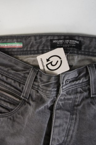 Pánske džínsy  Core By Jack & Jones, Veľkosť S, Farba Sivá, Cena  13,68 €