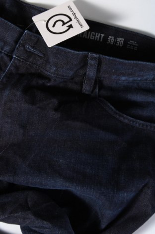 Pánske džínsy  F&F, Veľkosť XL, Farba Modrá, Cena  16,44 €