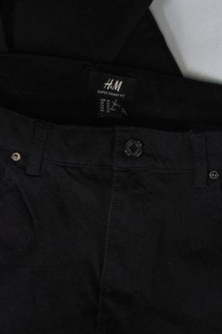 Ανδρικό τζίν H&M, Μέγεθος M, Χρώμα Μαύρο, Τιμή 9,87 €