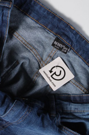 Herren Jeans Infinity, Größe M, Farbe Blau, Preis 11,10 €