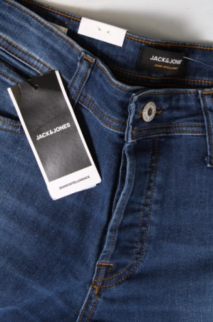 Pánské džíny  Jack & Jones, Velikost M, Barva Modrá, Cena  834,00 Kč