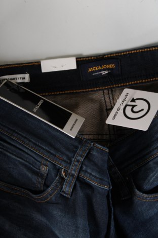 Męskie jeansy Jack & Jones, Rozmiar M, Kolor Niebieski, Cena 122,61 zł