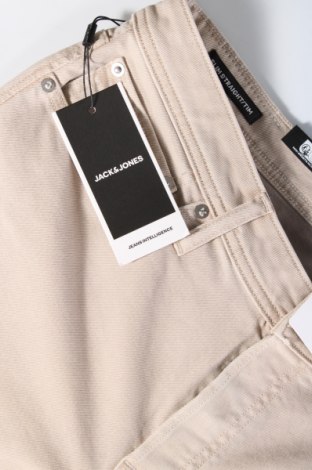 Ανδρικό τζίν Jack & Jones, Μέγεθος M, Χρώμα  Μπέζ, Τιμή 26,68 €