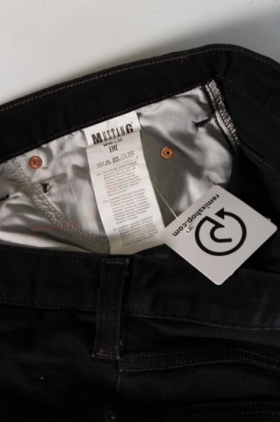 Herren Jeans Mustang, Größe XL, Farbe Schwarz, Preis € 13,68