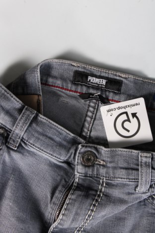 Herren Jeans Pioneer, Größe XL, Farbe Blau, Preis 13,65 €