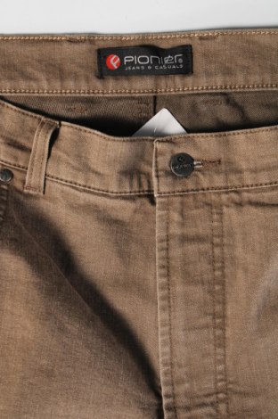 Herren Jeans Pionier, Größe XL, Farbe Braun, Preis 20,18 €