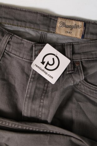 Herren Jeans Wrangler, Größe M, Farbe Grau, Preis 28,70 €