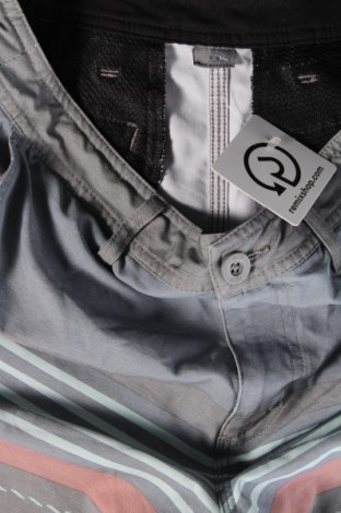 Ανδρικό κοντό παντελόνι, Μέγεθος S, Χρώμα Πολύχρωμο, Τιμή 8,50 €