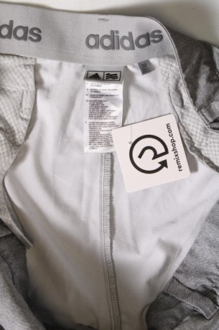 Мъжки къс панталон Adidas, Размер XL, Цвят Сив, Цена 34,00 лв.