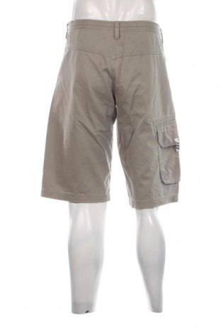 Мъжки къс панталон Adidas, Размер M, Цвят Зелен, Цена 20,46 лв.