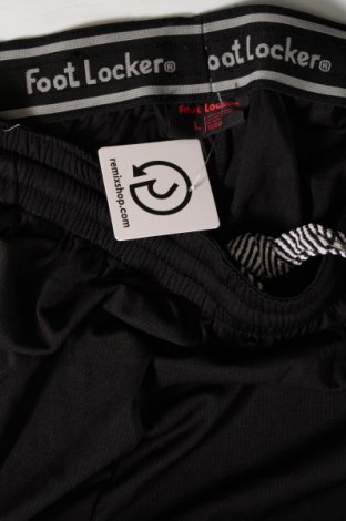 Мъжки къс панталон Foot Locker, Размер L, Цвят Черен, Цена 34,00 лв.