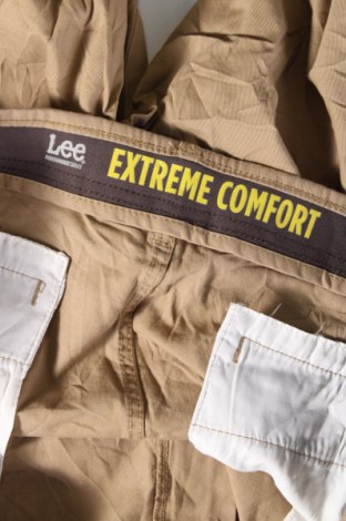 Pantaloni scurți de bărbați Lee, Mărime 3XL, Culoare Bej, Preț 134,87 Lei