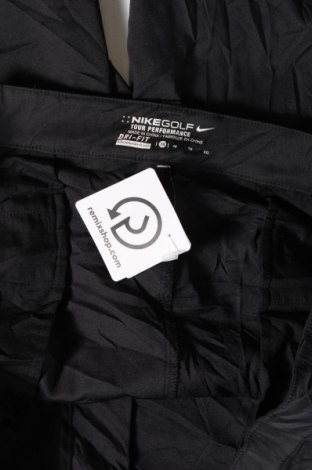 Ανδρικό κοντό παντελόνι Nike, Μέγεθος XL, Χρώμα Μαύρο, Τιμή 25,36 €
