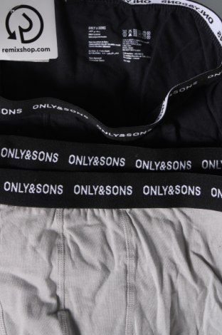 Ανδρικό σύνολο Only & Sons, Μέγεθος S, Χρώμα Πολύχρωμο, Τιμή 8,04 €