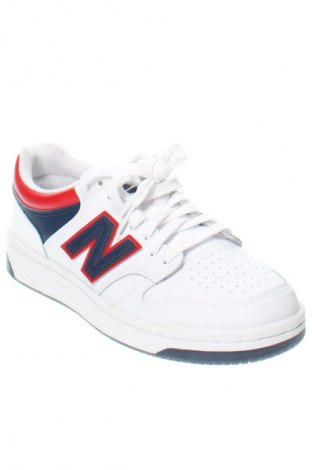 Мъжки обувки New Balance, Размер 40, Цвят Бял, Цена 121,80 лв.