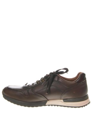Férfi cipők
 Paul Hunter, Méret 44, Szín Barna, Ár 34 567 Ft