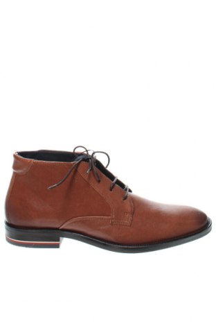 Мъжки обувки Tommy Hilfiger, Размер 42, Цвят Кафяв, Цена 163,80 лв.
