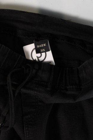 Ανδρικό παντελόνι, Μέγεθος M, Χρώμα Μαύρο, Τιμή 8,90 €