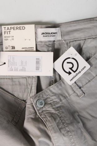 Pantaloni de bărbați Jack & Jones, Mărime M, Culoare Gri, Preț 130,26 Lei