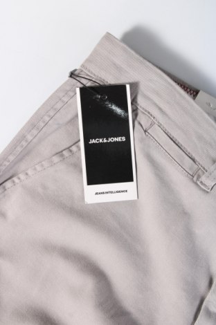 Pantaloni de bărbați Jack & Jones, Mărime L, Culoare Gri, Preț 146,55 Lei