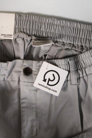 Pantaloni de bărbați Jack & Jones, Mărime L, Culoare Gri, Preț 325,66 Lei